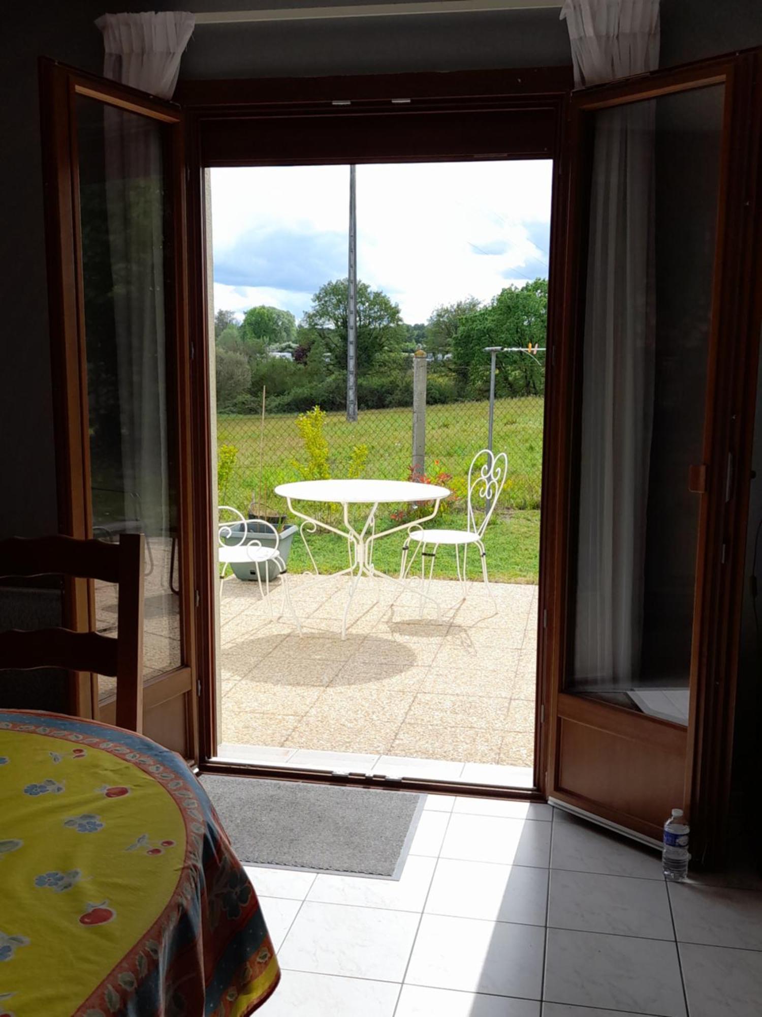 La Belle Maisonette Montmorillon Oda fotoğraf
